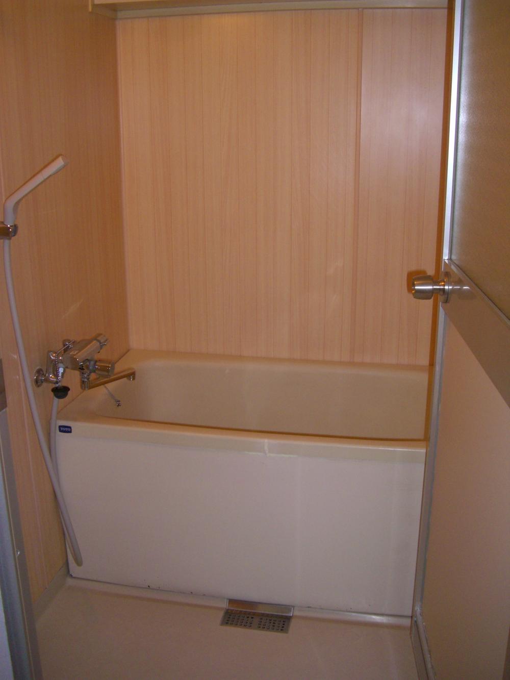 Bathroom. Room (August 2013) Shooting