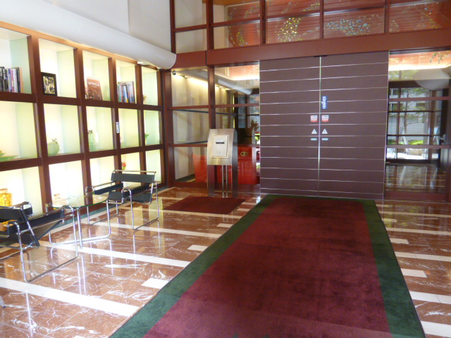 lobby