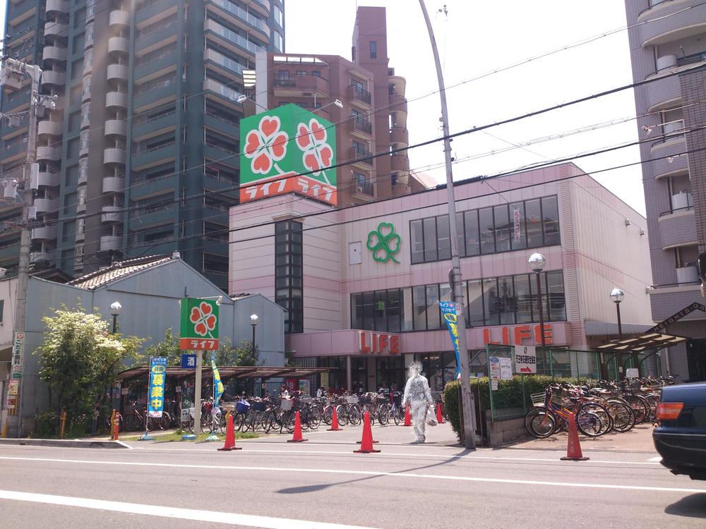 Supermarket. Up to about life 120m