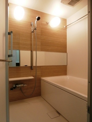 Bath. bathroom / Reheating hot water supply ・ With bathroom ventilation dryer