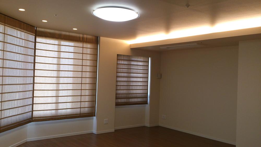 Living. indirect lighting, Expansion Down Light