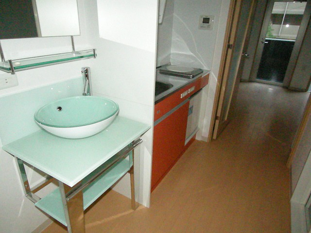 Kitchen. 206
