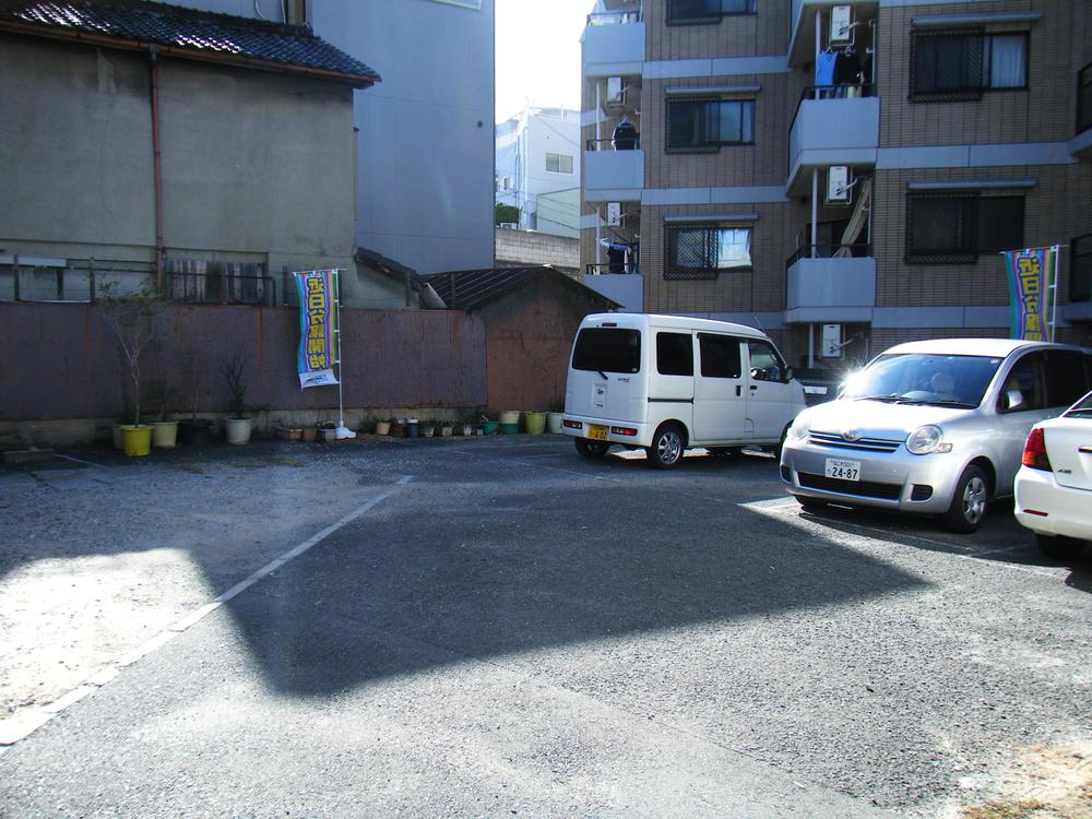 Local land photo. Is the current state vacant lot. 