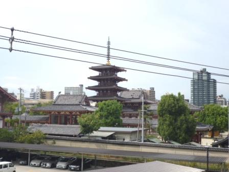 View photos from the dwelling unit. View from local (hope KazuTakashi head temple Shitennoji) (September 2013) Shooting