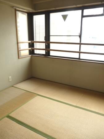 Non-living room. Japanese-style room (September 2013) Shooting