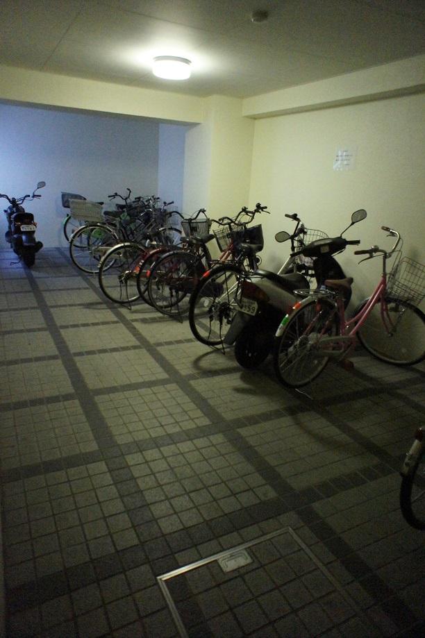 Other common areas. Bicycle parking is, Of auto-lock is a medium side.