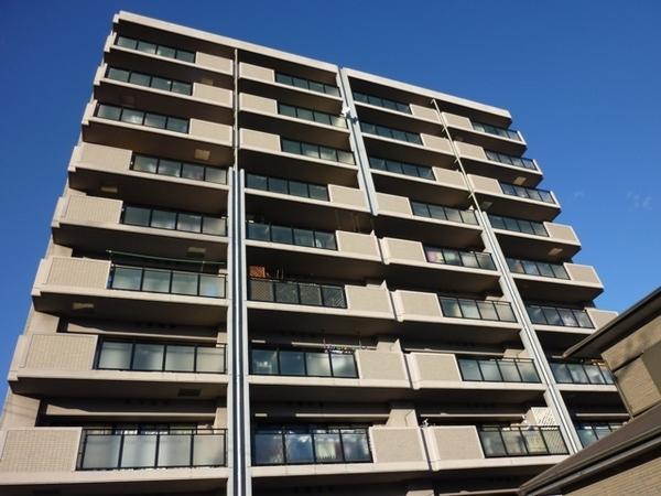 Local appearance photo. The upper floors of the south-facing! Clean ago in the river.