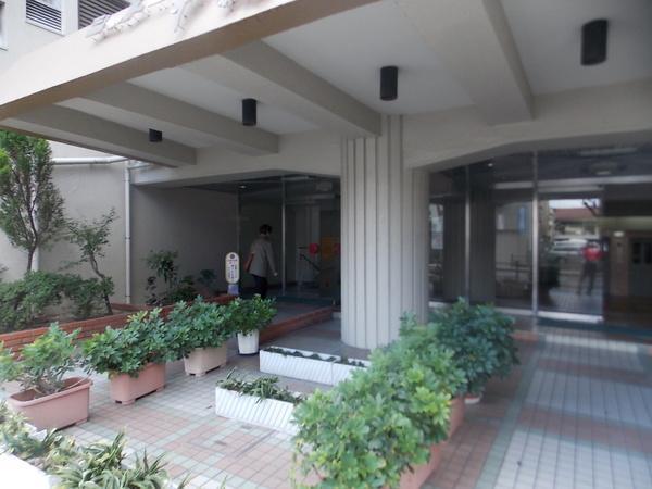 Entrance.  [Immediate Available] Now start a new life!