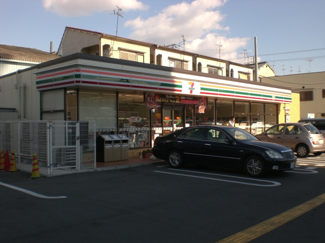 Convenience store. Seven-Eleven Matsutaomiya 2-chome up (convenience store) 10m