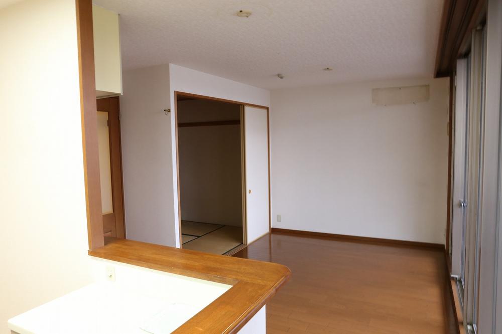 Living. 2013 October shooting