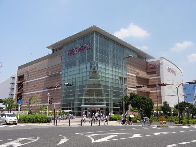 Shopping centre. 888m to Aeon Mall Tsurumi Ryokuchi (shopping center)