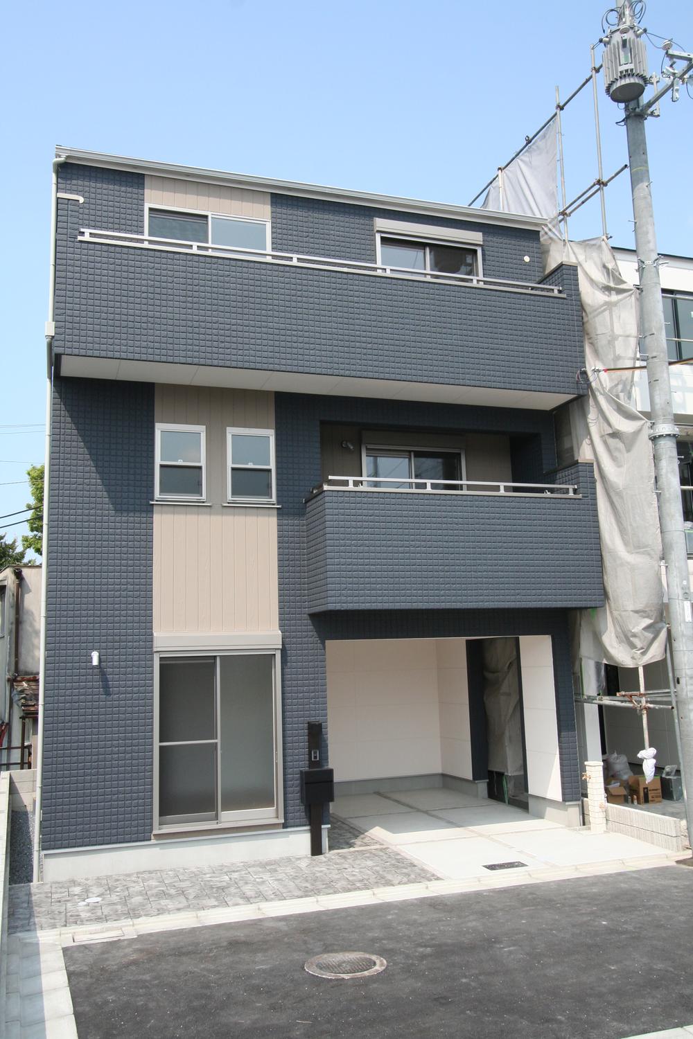 Local appearance photo