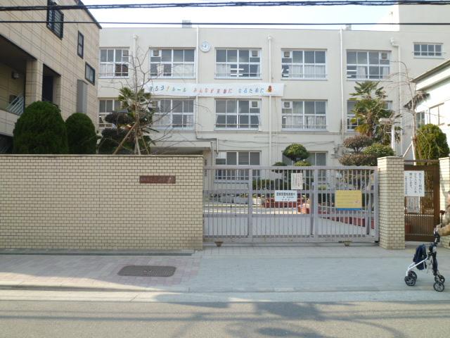 Junior high school. 856m to Osaka City Tatsuibara Tanaka school