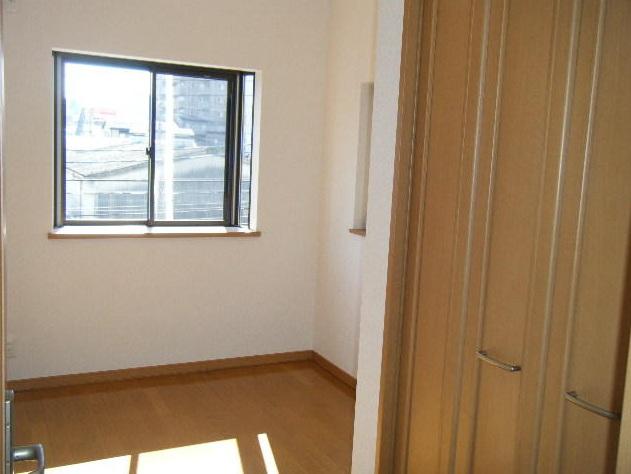 Non-living room. Closet (storage) is, of course, Excellent bright space to daylight.