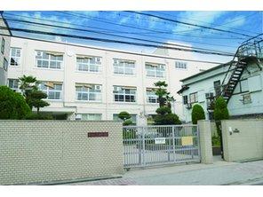 Junior high school. 1059m to Osaka City Tatsuibara Tanaka school