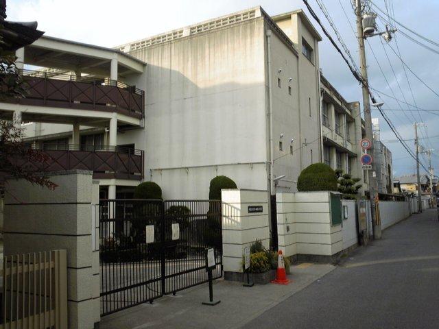 Primary school. 799m to Osaka City Tatsuibara Takita Elementary School