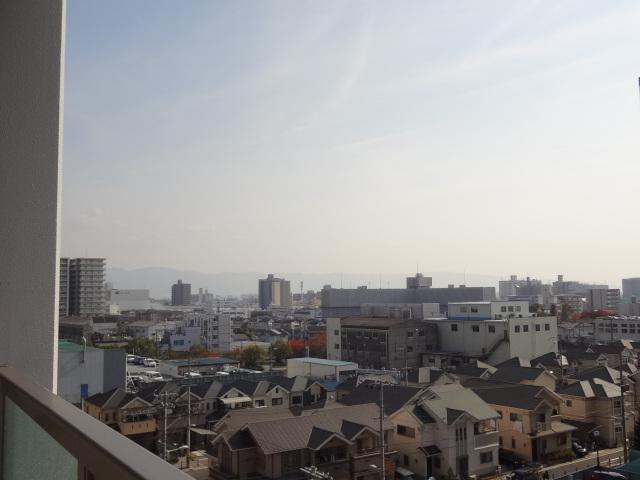 View photos from the dwelling unit. View from the site (November 2013) Shooting