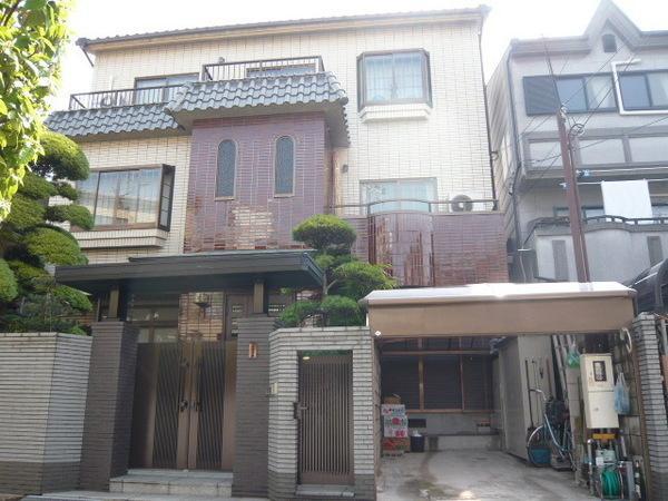 Other local. With courtyard, Spacious site about 50 square meters! 