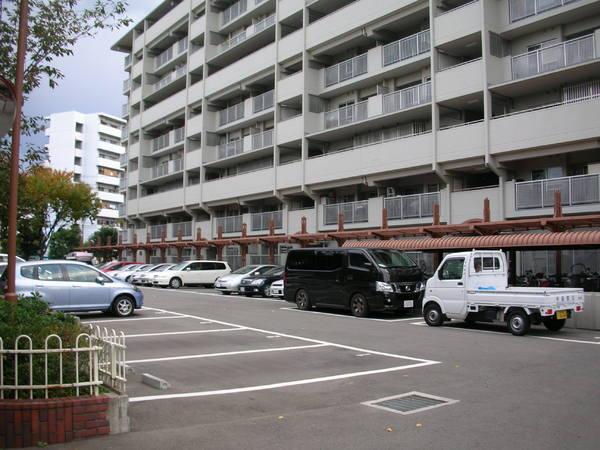 Parking lot. There is on-site parking