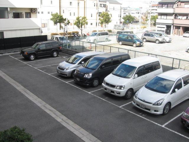 Parking lot