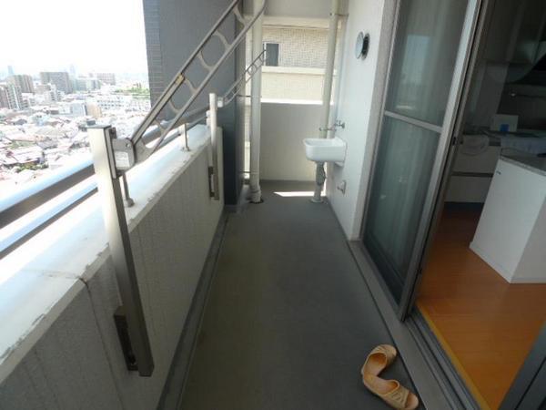 Balcony. Same apartment separate room photo ☆