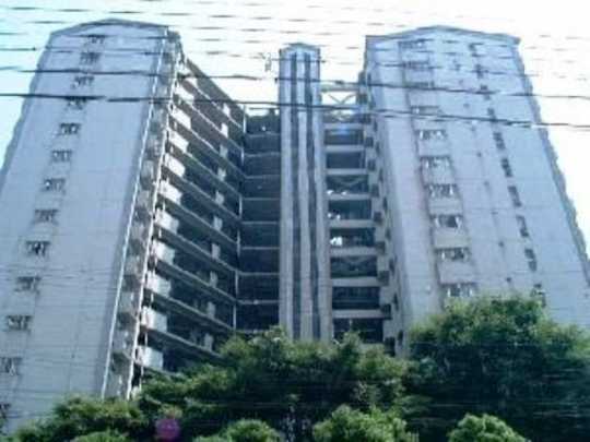 Local appearance photo. Mansion appearance