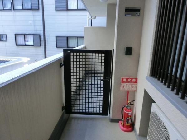 Entrance. Entrance porch also spacious