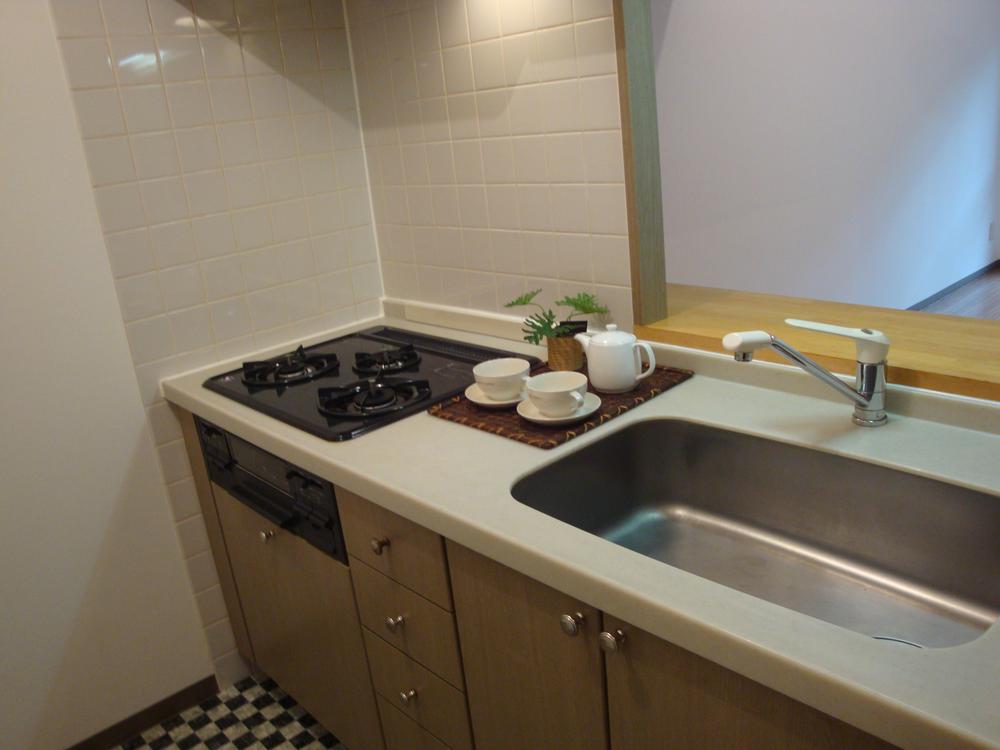 Same specifications photo (kitchen)