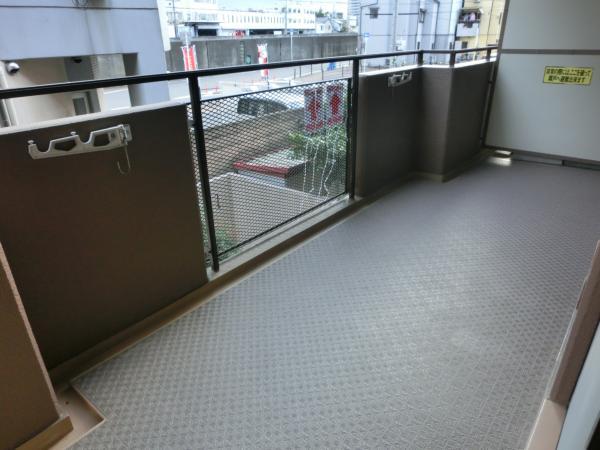 Balcony. Local (11 May 2013) Shooting