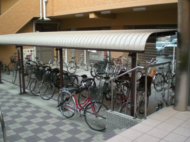Other common areas. Also equipped with bicycle parking.
