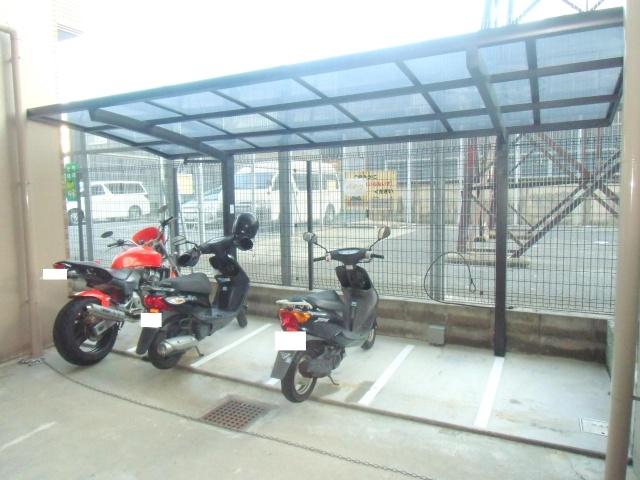 Other common areas. Living is a spacious bright