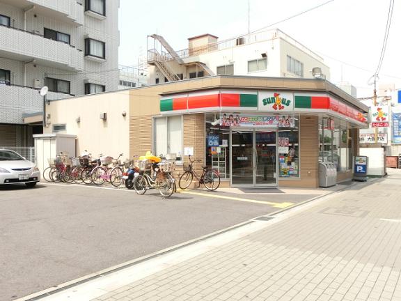 Convenience store. Thanks Tsurumi Yokozutsumi Sanchome store up (convenience store) 348m