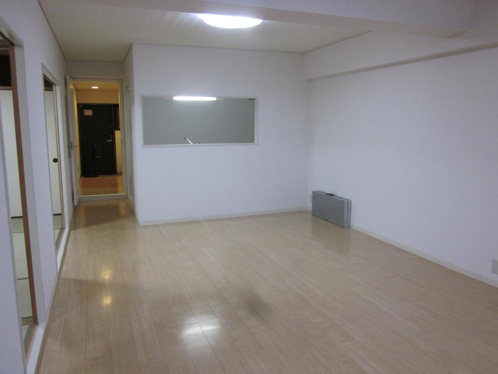 Living. LDK is spacious about 20 Pledge!