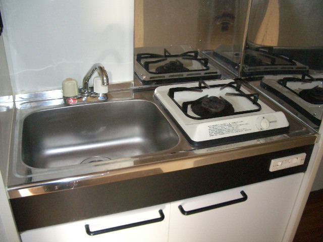 Kitchen. With gas stove