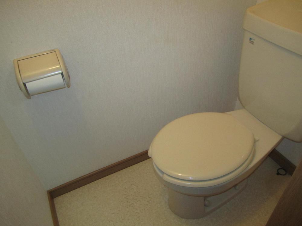 Toilet.  ◆ First floor toilet ◆ 