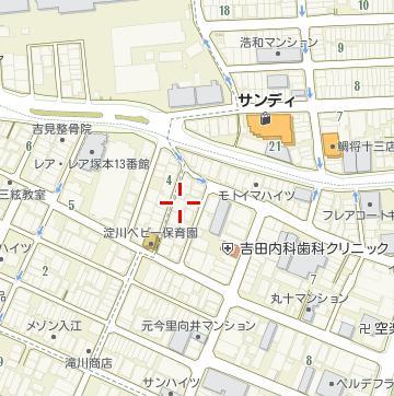 Local photos, including front road. Local map