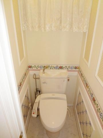 Toilet