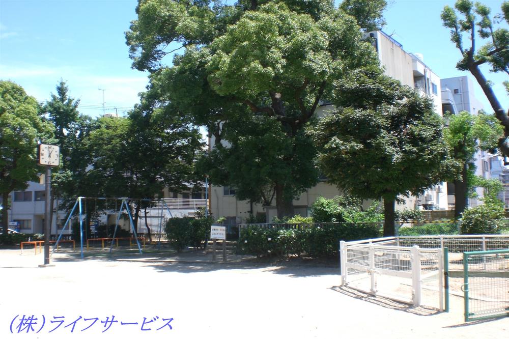 Other. Higashimikuni East Park
