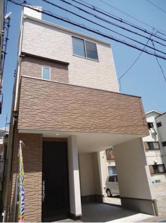 Local appearance photo. Local (April 2013) Shooting