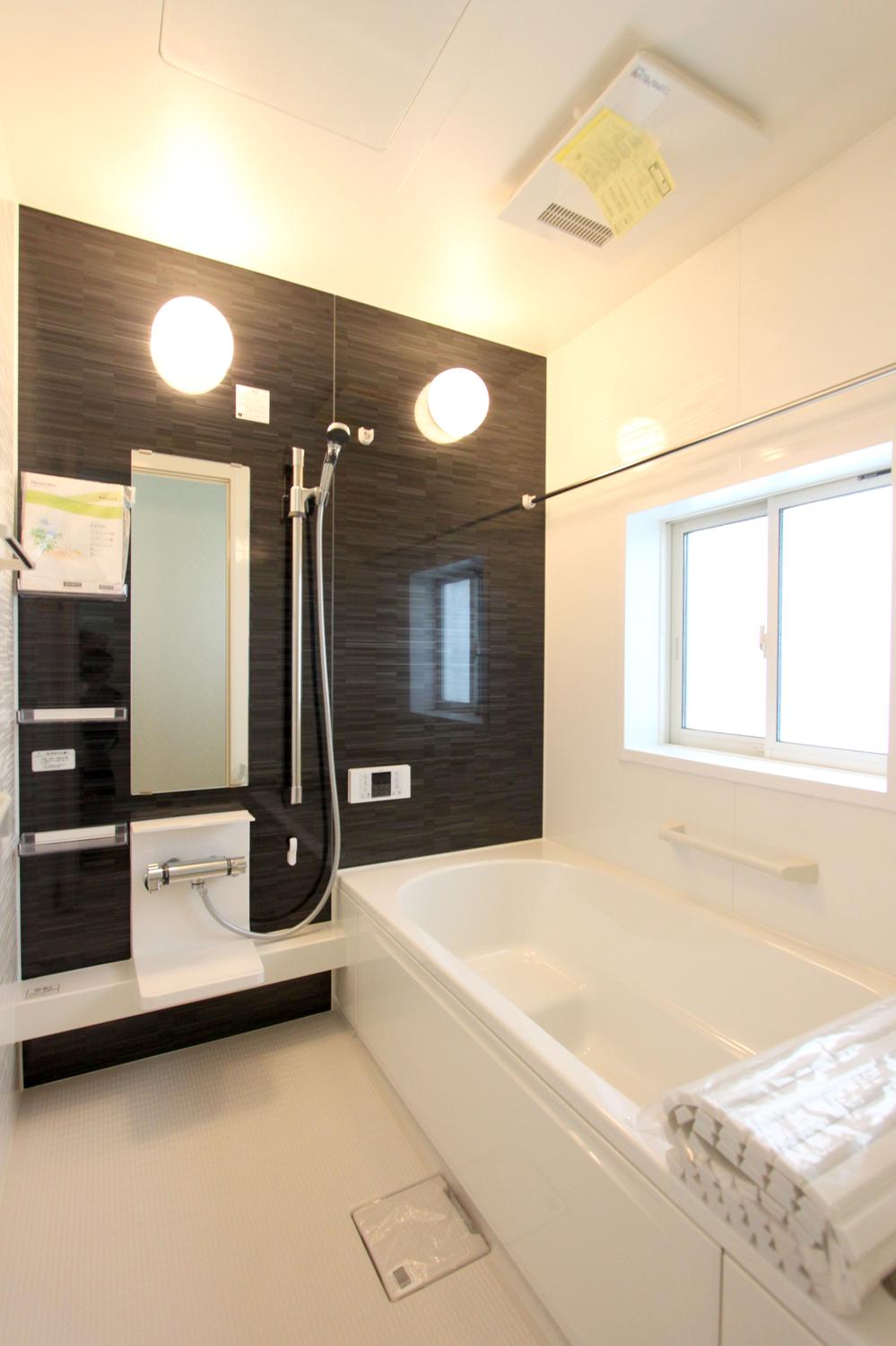 Same specifications photo (bathroom).  ◆ Same specification bathroom