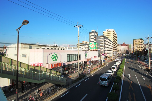 Supermarket. 772m up to life Jusohigashi store (Super)