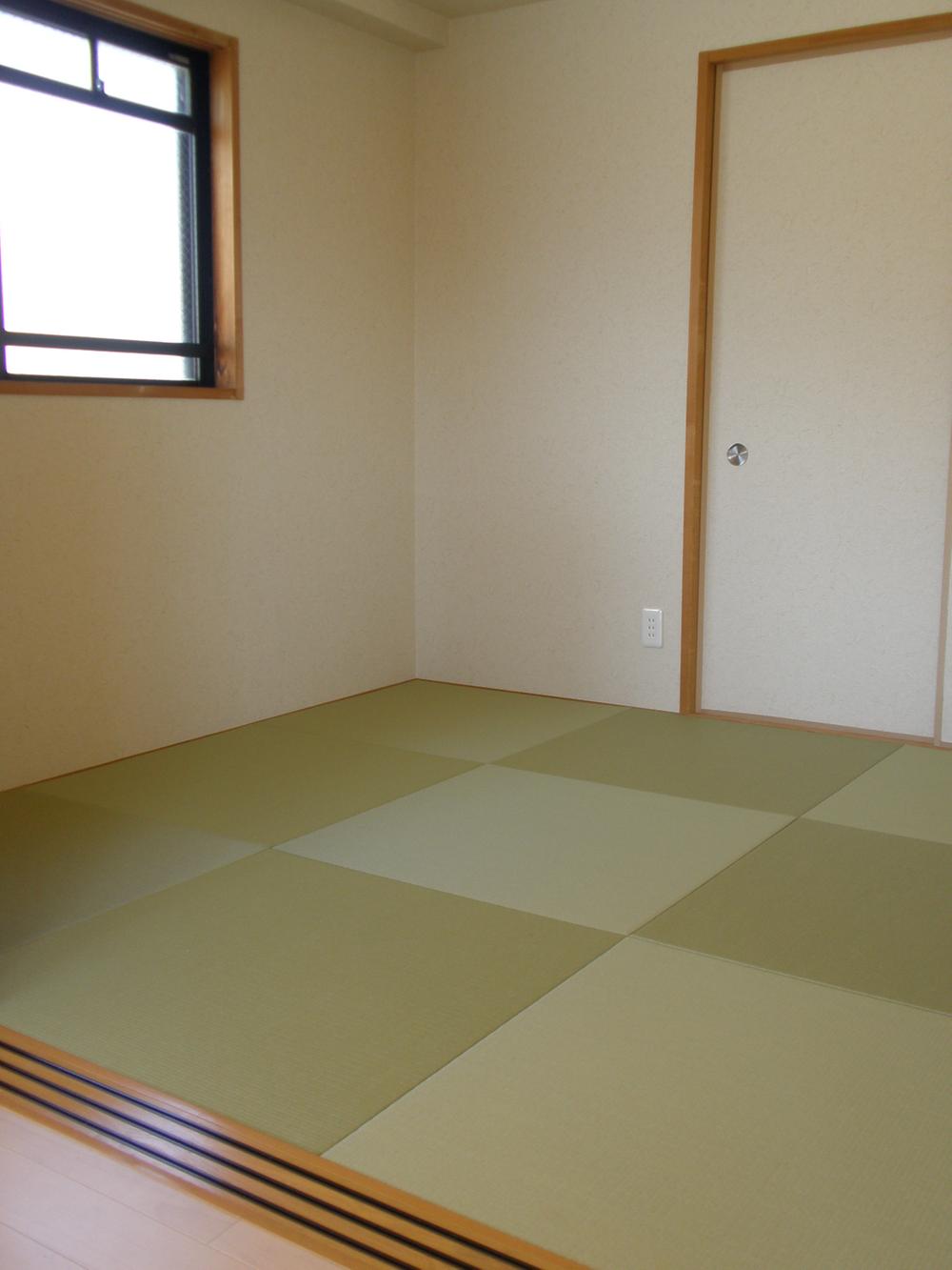Non-living room. Stylish Ryukyu tone tatami Japanese-style