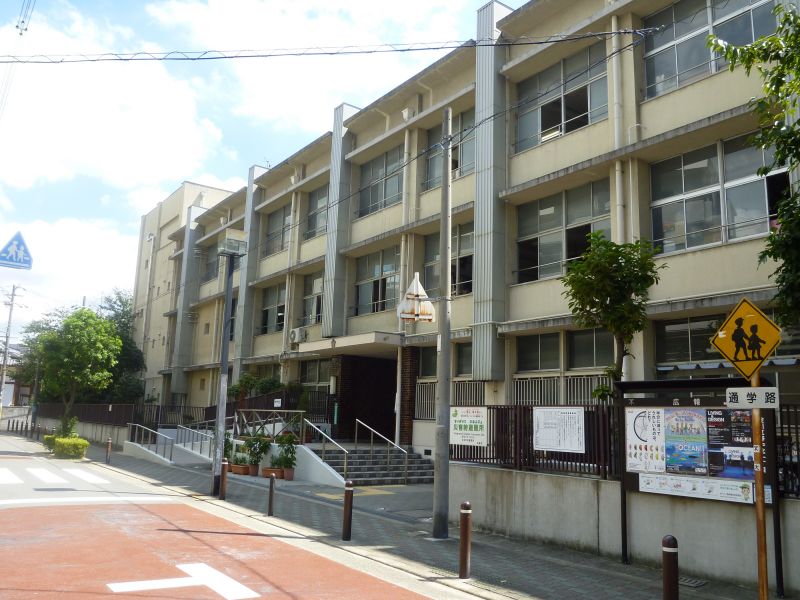Primary school. 152m to Osaka Municipal Nonaka elementary school (elementary school)