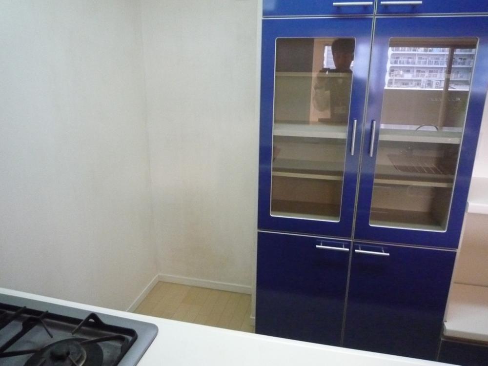 Same specifications photo (kitchen). Kitchen cupboard