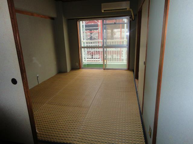 Non-living room