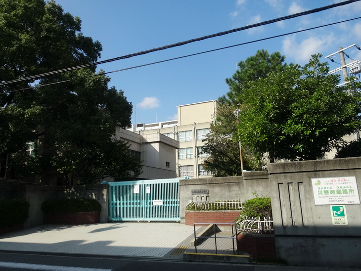 Junior high school. 762m to Miyahara junior high school (junior high school)