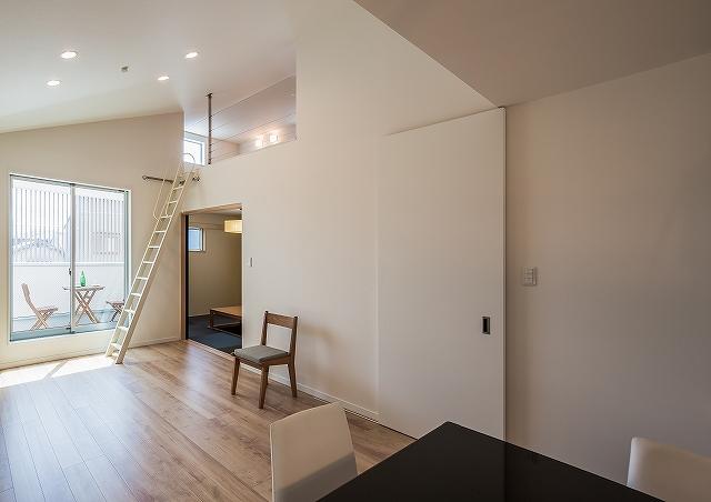 Same specifications photos (living). ( Building) same specification