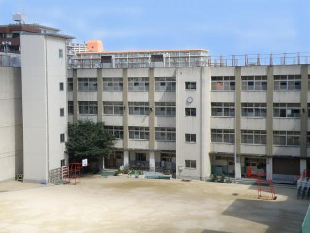 Primary school. 179m to Osaka Municipal Miyahara elementary school (elementary school)