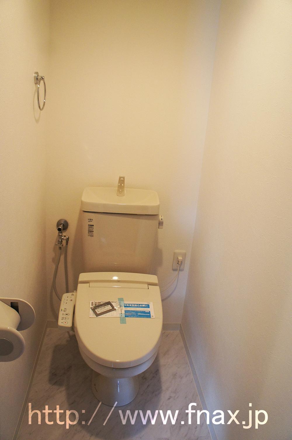 Toilet. Room (same specifications) Shooting