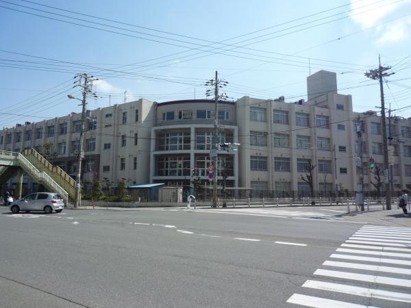 Junior high school. Shinkitano until junior high school 1040m Shinkitano junior high school